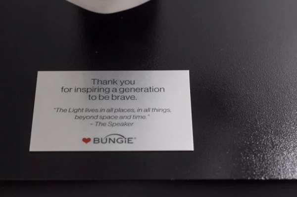 У Натана Филлиона теперь есть свой собственный ствол из Destiny